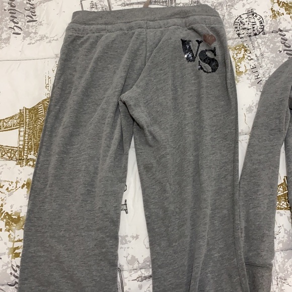 Victoria secret set - Picture 3 of 7